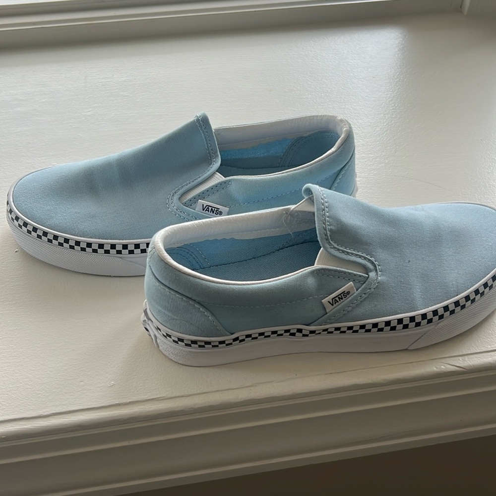Vans- Women’s Low top Trainers